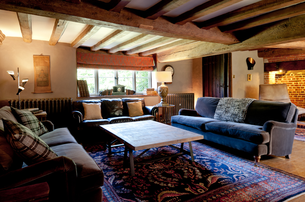 Livingroom with wooden beams
