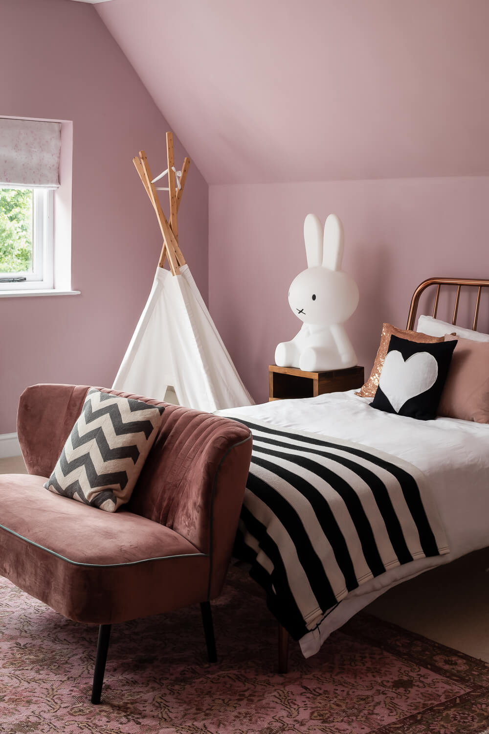 girls bedroom pink